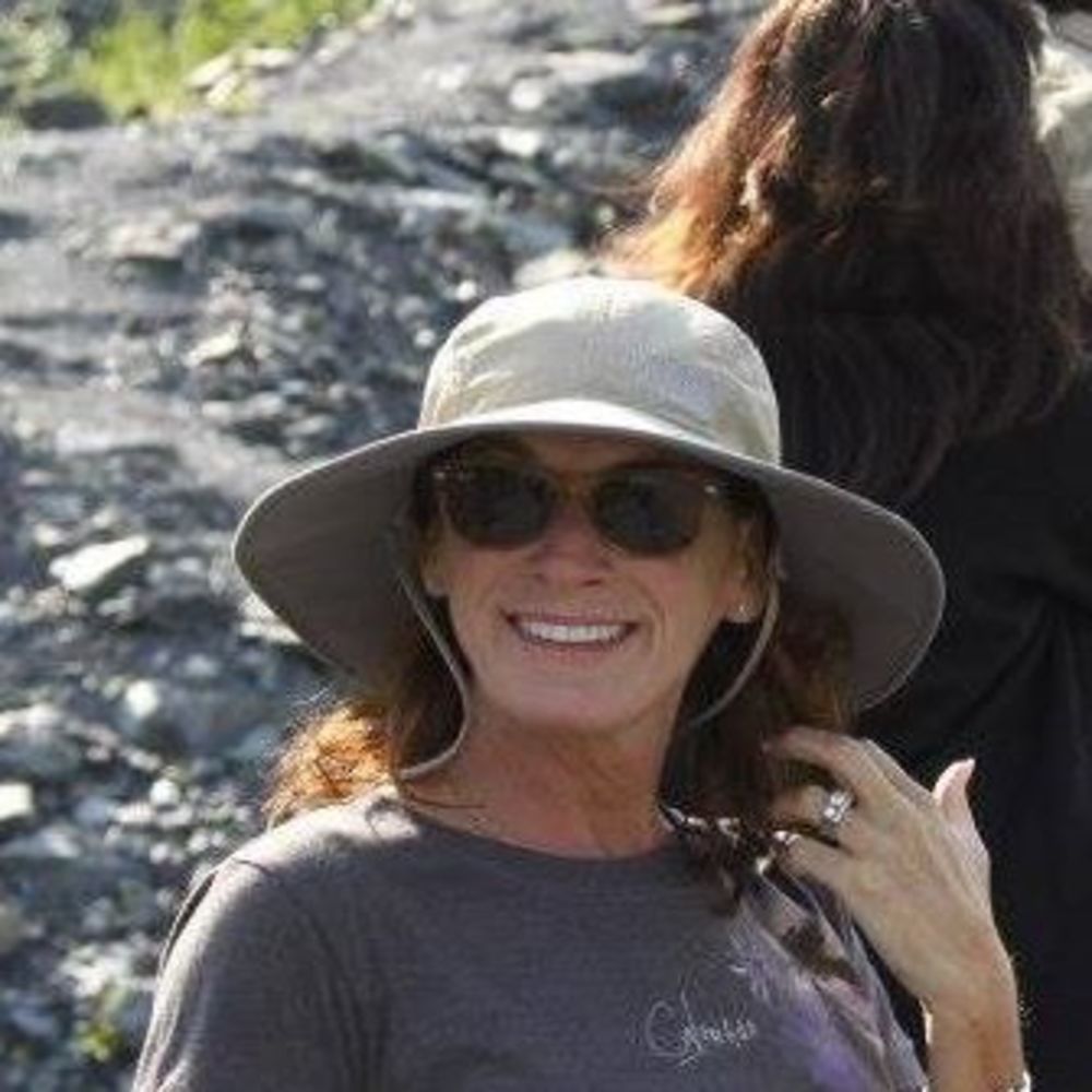 Meet your Posher, Teresa